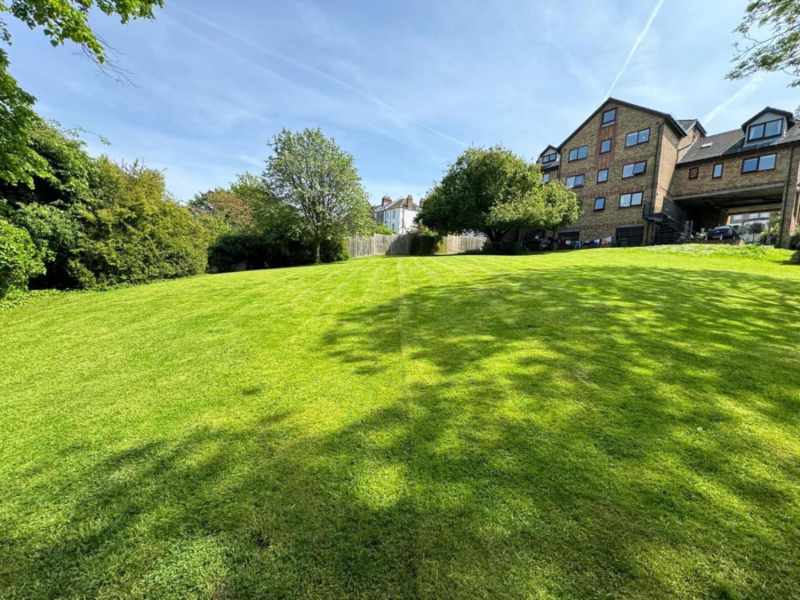 Vry Woolwich - Cosy Property With Stunning Views Of London Plumstead  Eksteriør billede